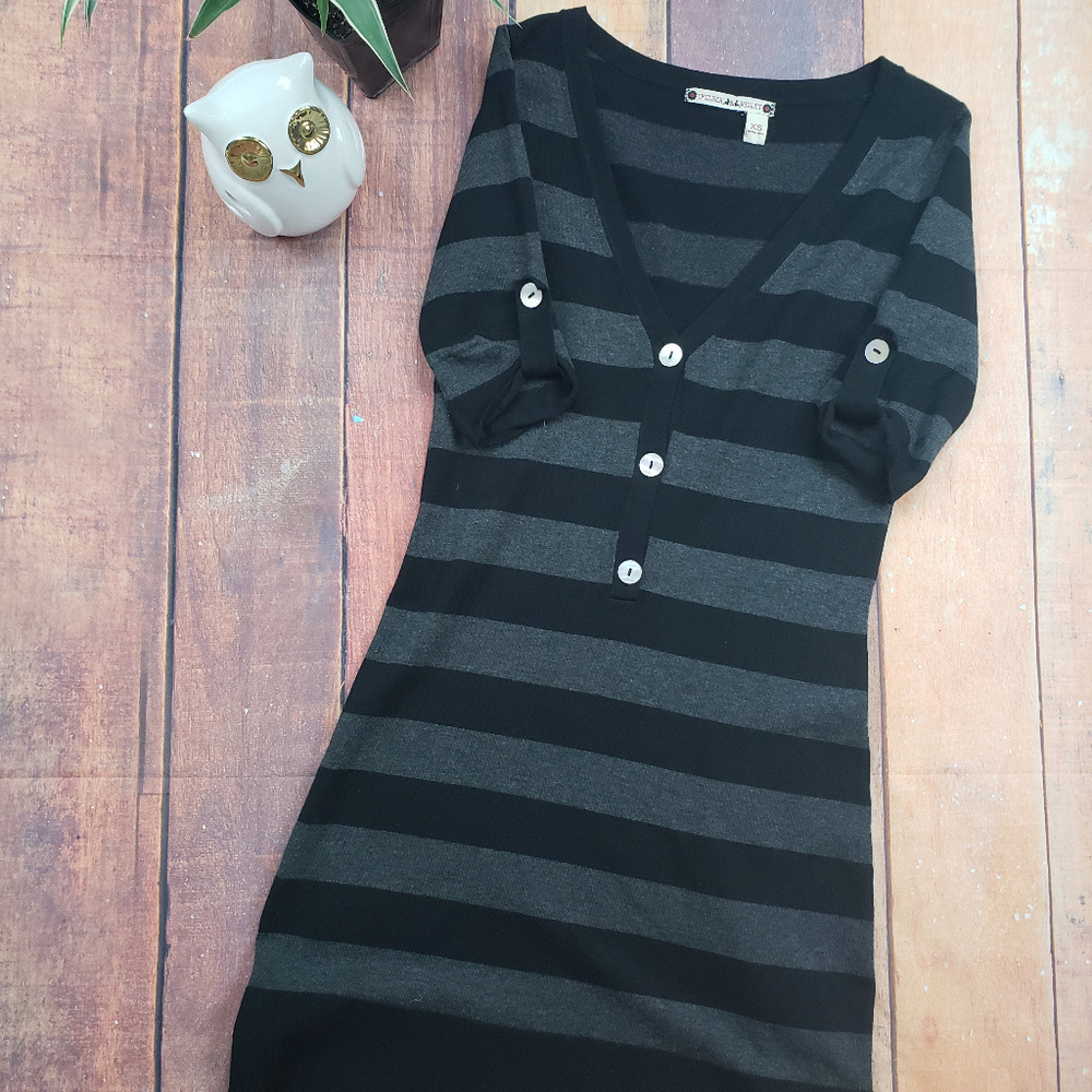 Chelsea & Violet Horizontal striped dress Sz Xs